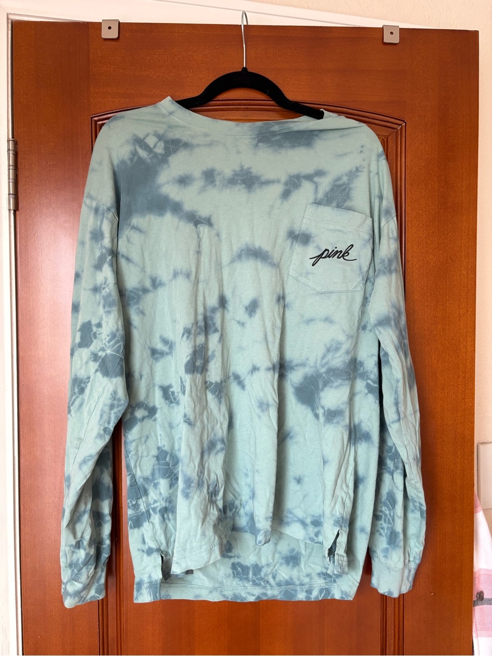 PINK Victoria's Secret Women’s Light Blue Tie-Dye Pocket Long Sleeve Sweater